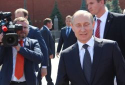 Путин уволил двух генералов полиции в связи с делом Голунова