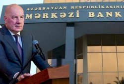 Elman Rüstəmovdan banklarla bağlı vacib QƏRAR