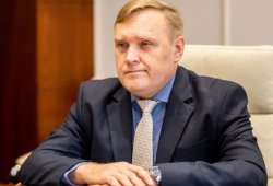 Ukrayna prezidenti Moldovadakı səfirini işdən çıxarıb
