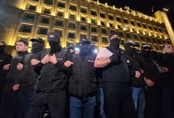 Tbilisidəki aksiyada polislər yaralanıb