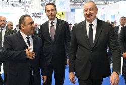 Prezidentə “Caspian Energy” jurnalı təqdim edildi
