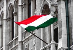 Macarıstan AB Şurasının sədri oldu