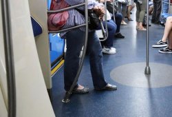 Metroda qadınların davası +VİDEO