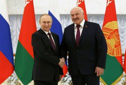 Putin Valaamda Lukaşenko ilə görüşüb