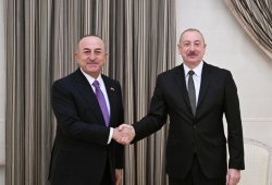 İlham Əliyev Çavuşoğlunu qəbul etdi - FOTO