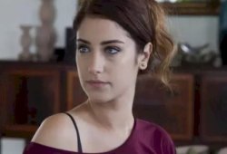 Hazal Kaya əməliyyat olundu- FOTO