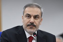 Hakan Fidan      Bakıya      gəlir