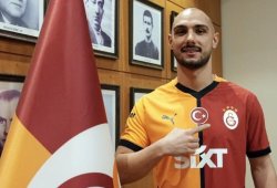 "Qalatasaray" hücumçu    transfer      etdi