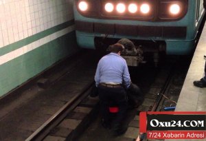 Bakı metrosunda həyəcan: gənc oğlan relsin üstünə yıxıldı