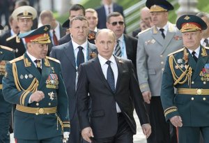 Putin 15 generalı işdən qovdu