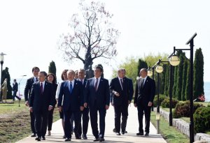 Türk Dünyasının liderləri birgə addımlayır! Sammitdən qürürverici fotolar