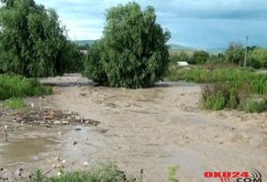 İranda sel dəhşəti: üç hərbçi həlak oldu