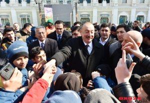 Prezident “Tarqovı”da sakinlərlə görüşdü - FOTOLAR -