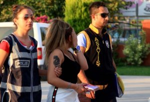 Turistlərə  fahişəlik  xidməti   göstərən   Azərbaycanlı   qadınlar  dronla  tutuldu - Şok kadrlar