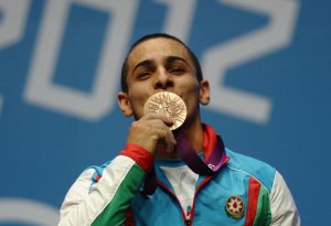 Azərbaycanın məşhur idmançısının olimpiya medalı əlindən alındı