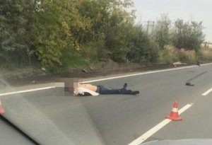Deputatın oğlu 200 km/s sürətlə sürdüyü maşınla ər-arvadı öldürdü