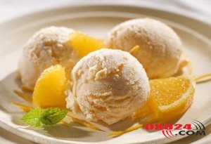 Limonlu vanilli ev dondurması