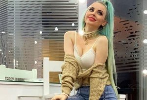Pornoçarxı yayılan azərbaycanlı model danışdı +VİDEO