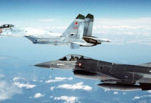 Türk F-16-ları yunan pilotlara dəhşət yaşatdı — ŞOK VİDEO