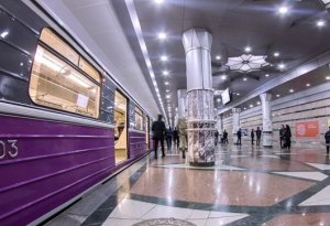 Bakı metrosunda qatar boşaldıldı