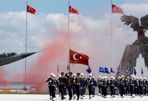 Türkiyə hüququndan istifadə edir: NATO toplanır!