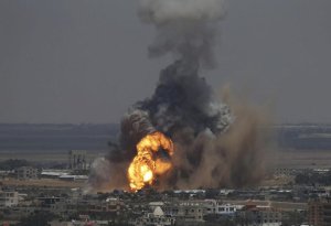 İsrail ordusu bu ölkəni bombaladı - Çox sayda hərbçi həlak oldu