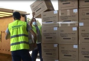 İsveçrəli iş adamı Sumqayıt şəhərinə bir milyon tibbi maska göndərdi