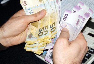 Azərbaycan fələstinli qaçqınlara 300 min dollar yardım edib