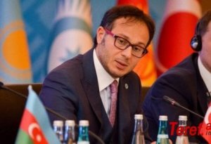 Milli Məclisin deputatı karantin qaydalarını pozdu – ONU BU FOTOLAR ƏLƏ VERDİ…