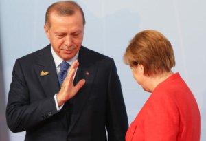 Ərdoğanla Merkel arasında QIZĞIN MÜZAKİRƏ