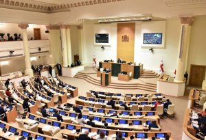 Gürcüstanda üç soydaşımız ölkə parlamentinə seçildi