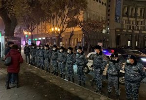 Ermənistanda ara qarışdı: Xeyli sayda tutulan var
