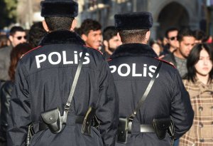 Polis insanları niyə bölməyə aparır? - İTV DİN-i “vurdu” - VİDEO