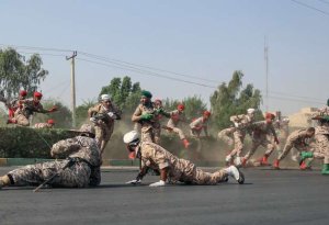 SON DƏQİQƏ! İranda dəhşət: Ordu silahdan istifadə edir - Çox sayda ölü və yaralı var