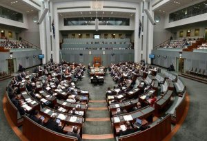 Parlamentdə seks qalmaqalı: Baş prokuror və müdafiə naziri işdən çıxarılır