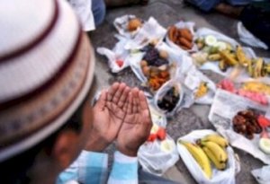 Ramazanın 15-ci gününün duası - İmsak və iftar vaxtları