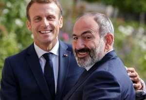 Paşinyanlaşan Makron: Parisdə erməni sancılarının səbəbi nədir?