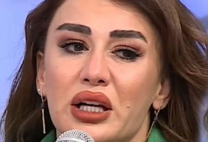 Fatimə xadiməsi üçün ağlaya-ağlaya pul istədi - VİDEO