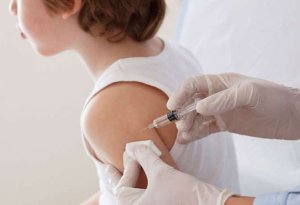 Ermənistanda 12 yaşlı uşaqların vaksinasiyasına başlanıldı