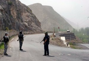 KTMT yenidən hərəkətə keçdi: Qırğızıstan-Tacikistan MÜHARİBƏSİ?