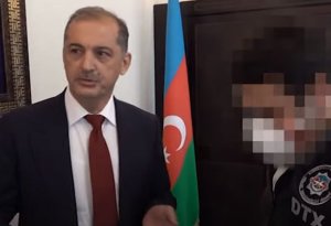 “Vilyam Hacıyev medalı sinəmə taxmaq üçün 1000 manat istədi”