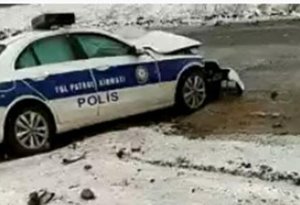 Şuşa yol polisinin rəisi qəzaya düşdü, iki nəfər öldü - YENİLƏNİB - VİDEO