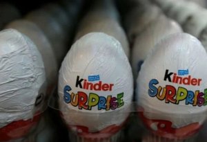 TƏCİLİ XƏBƏR! Kinder yumurtalarında təhlükə var,satışdan çıxarılır