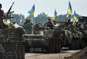 SON DƏQİQƏ: NATO-nun ordu karvanı Ukraynaya GİRDİ - VİDEO