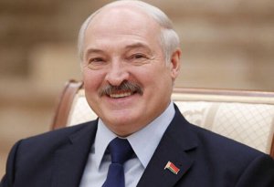 Lukaşenko Prezident İlham Əliyevi təbrik edi