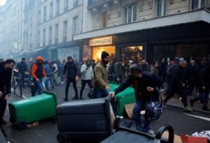 SON DƏQİQƏ! Fransada ara qarışdı: Ölənlər və yaralılar var 