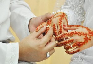 Qız və ya oğlan uşaqları neçə yaşında evləndirilməlidir?