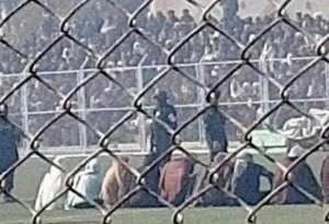 Talibandan tükürpədici addım: 9 nəfəri stadionda insanların gözü qarşısında görün nə etdilər