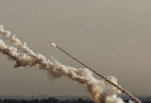 İsrail Qəzzada HƏMAS-ın iki hərbi obyektini vurub (VİDEO)