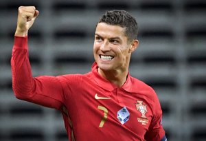 Ronaldo Türkiyəyə yardım göndərdi